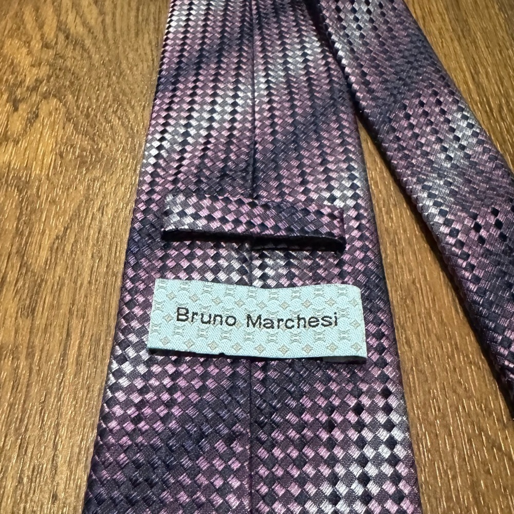 Bruno Marchesi 100% Silk Tie Hand Made Iridescent Purple Geometric - Picture 6 of 8